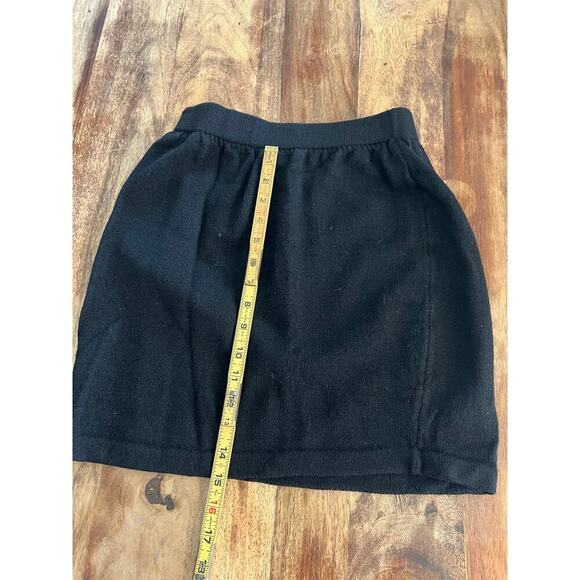St. John Basics Women's Black Santana Knit Mini Pencil Skirt Size 6 - Picture 4 of 5